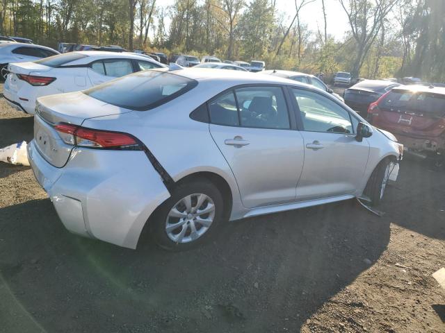 5YFB4MDE0RP224673 - 2024 TOYOTA COROLLA LE ვერცხლისფერი ფოტო 3