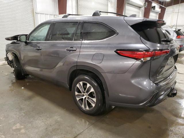 5TDHZRBH0NS234935 - 2022 TOYOTA HIGHLANDER XLE GRAY photo 2