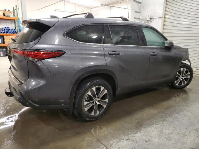 5TDHZRBH0NS234935 - 2022 TOYOTA HIGHLANDER XLE GRAY photo 3