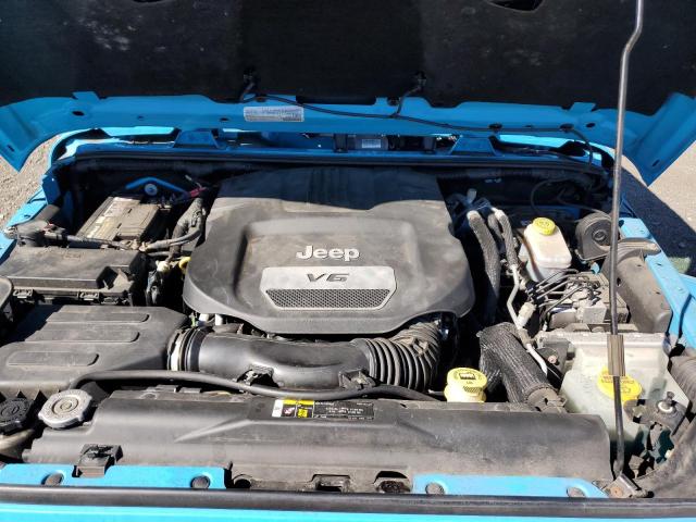 1C4HJWEG5HL647755 - 2017 JEEP WRANGLER U SAHARA BLUE photo 12