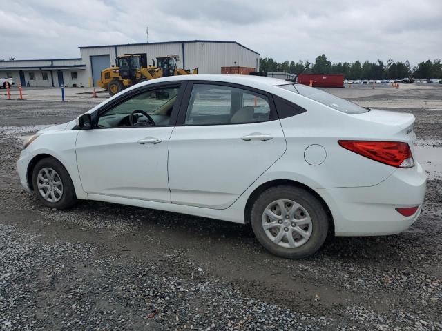 KMHCT4AE8DU496908 - 2013 HYUNDAI ACCENT GLS თეთრი ფოტო 2