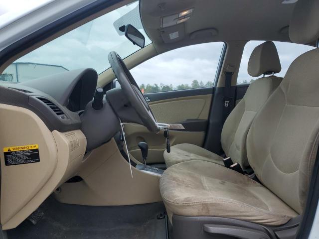 KMHCT4AE8DU496908 - 2013 HYUNDAI ACCENT GLS თეთრი ფოტო 7