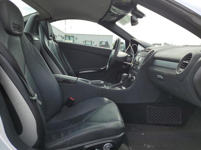 WDBWK56F45F026388 - 2005 MERCEDES-BENZ SLK 350 ვერცხლისფერი ფოტო 10