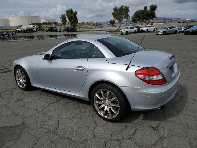WDBWK56F45F026388 - 2005 MERCEDES-BENZ SLK 350 ვერცხლისფერი ფოტო 2