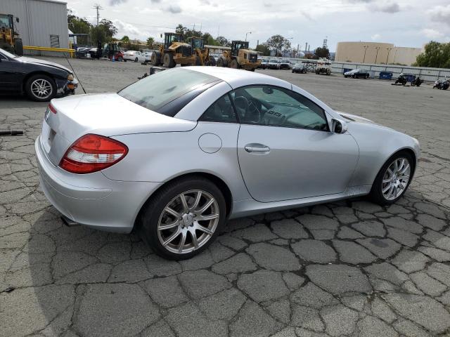 WDBWK56F45F026388 - 2005 MERCEDES-BENZ SLK 350 ვერცხლისფერი ფოტო 3