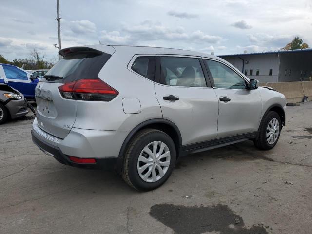 JN8AT2MV9HW264019 - 2017 NISSAN ROGUE S SILVER photo 3