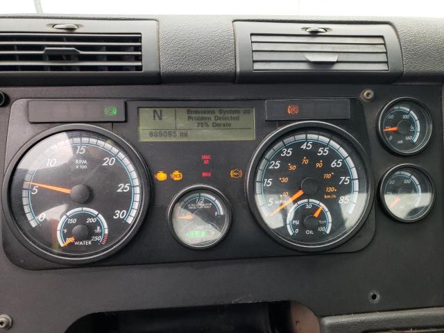 3AKBGADV2FSGE6420 - 2015 FREIGHTLINER CASCADIA Beyaz fotoğraf 8