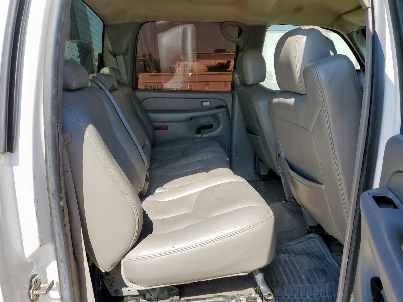 1GCJK33D07F158053 - 2007 CHEVROLET SILVERADO K3500 WHITE photo 10