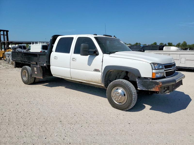 1GCJK33D07F158053 - 2007 CHEVROLET SILVERADO K3500 WHITE photo 4