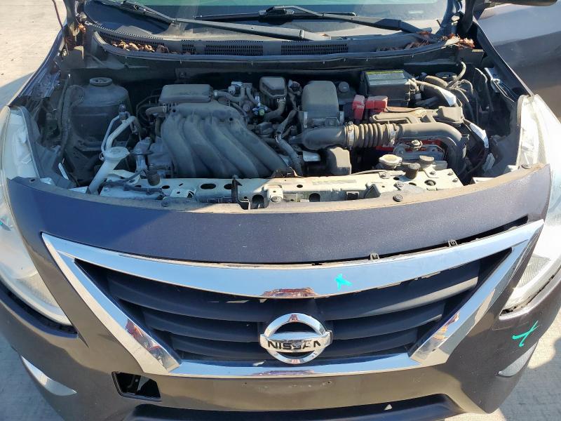 3N1CN7AP9FL801317 - 2015 NISSAN VERSA S GRAY photo 11