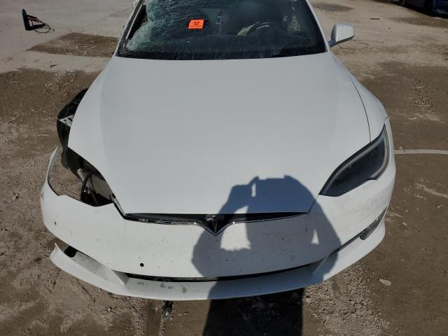 5YJSA1E25HF192499 - 2017 TESLA MODEL S WHITE photo 11