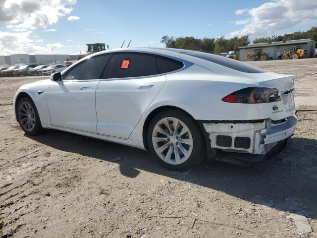 5YJSA1E25HF192499 - 2017 TESLA MODEL S WHITE photo 2