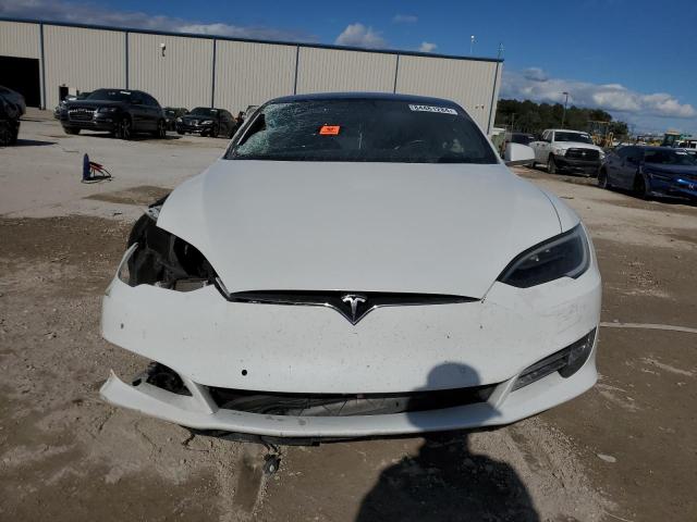 5YJSA1E25HF192499 - 2017 TESLA MODEL S WHITE photo 5