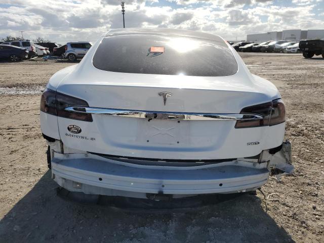 5YJSA1E25HF192499 - 2017 TESLA MODEL S WHITE photo 6