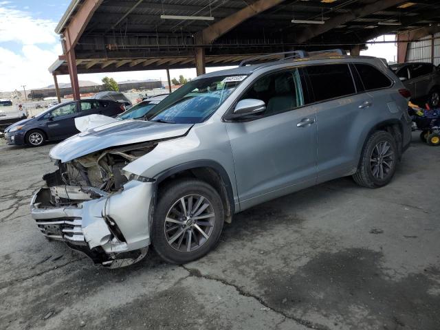 2018 TOYOTA HIGHLANDER SE, 