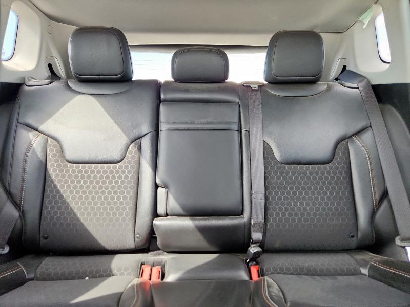 3C4NJCBB7LT129265 - 2020 JEEP COMPASS LATITUDE Boz foto 10