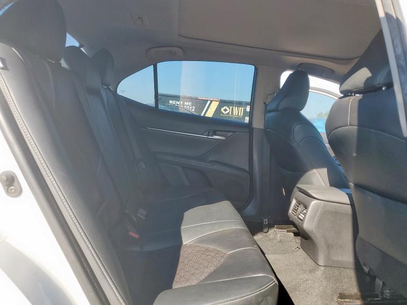 4T1B61HK9JU667884 - 2018 TOYOTA CAMRY XSE Ağ foto 10