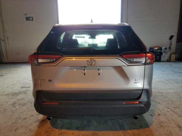 2T3F1RFVXRW451881 - 2024 TOYOTA RAV4 LE ვერცხლისფერი ფოტო 6