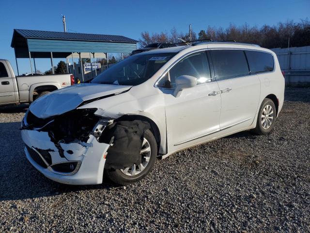 2C4RC1BG8JR120327 - 2018 CHRYSLER PACIFICA TOURING L WHITE photo 1