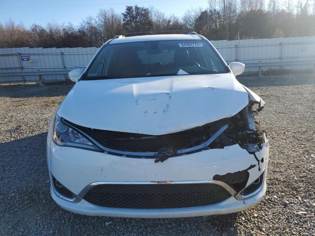 2C4RC1BG8JR120327 - 2018 CHRYSLER PACIFICA TOURING L WHITE photo 5