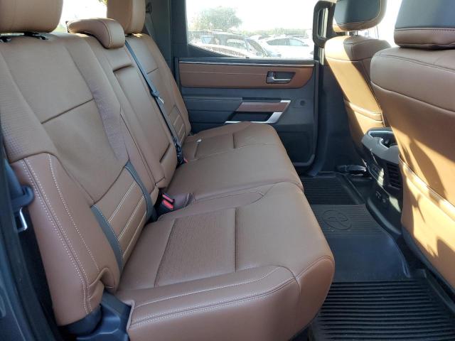 5TFMC5DB3RX069660 - 2024 TOYOTA TUNDRA CREWMAX PLATINUM 灰色 照片 10