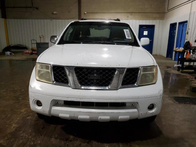 5N1AR18W05C787364 - 2005 NISSAN PATHFINDER LE თეთრი ფოტო 5