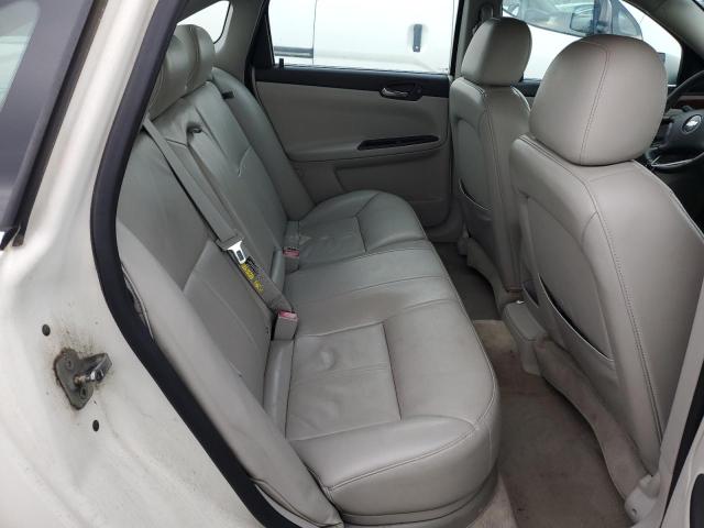 2G1WU583789250890 - 2008 CHEVROLET IMPALA LTZ WHITE photo 10