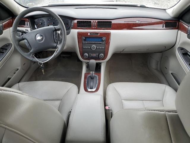 2G1WU583789250890 - 2008 CHEVROLET IMPALA LTZ WHITE photo 8