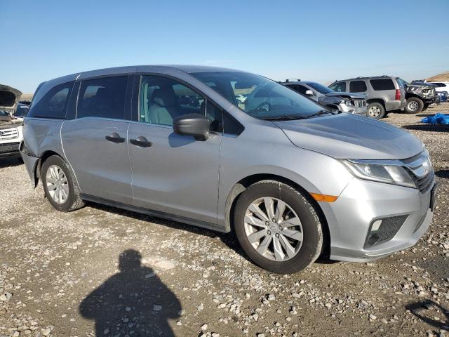 5FNRL6H22JB100093 - 2018 HONDA ODYSSEY LX Մոխրագույն լուսանկար 4