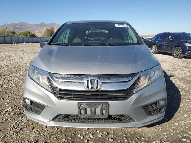 5FNRL6H22JB100093 - 2018 HONDA ODYSSEY LX Մոխրագույն լուսանկար 5