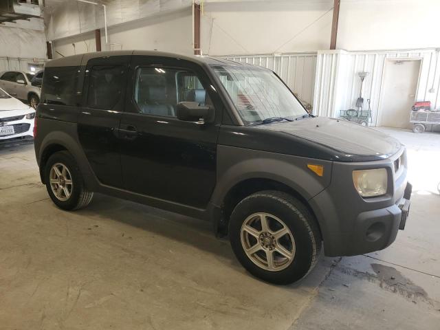 5J6YH28564L030318 - 2004 HONDA ELEMENT EX შავი ფოტო 4