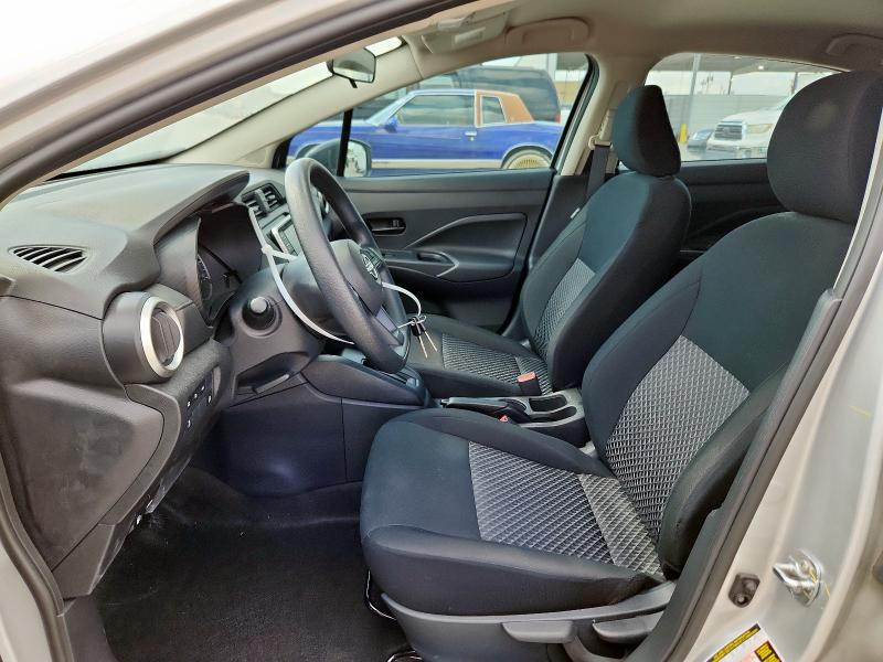 3N1CN8DV2RL841405 - 2024 NISSAN VERSA S 银色 照片 7