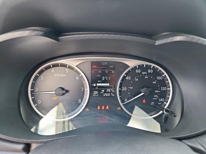 3N1CN8DV2RL841405 - 2024 NISSAN VERSA S 银色 照片 9