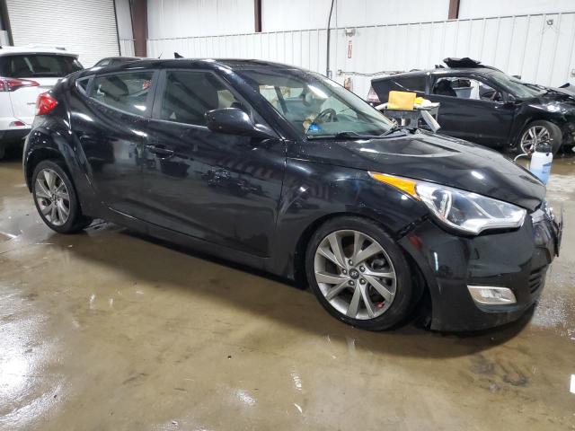 KMHTC6AD3HU310121 - 2017 HYUNDAI VELOSTER BLACK photo 4