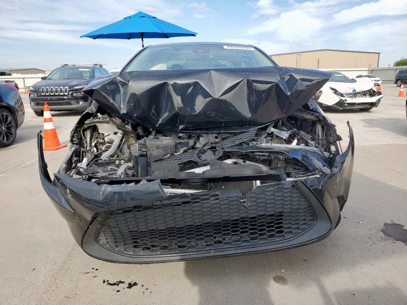 5YFEPMAEXNP345312 - 2022 TOYOTA COROLLA LE შავი ფოტო 5