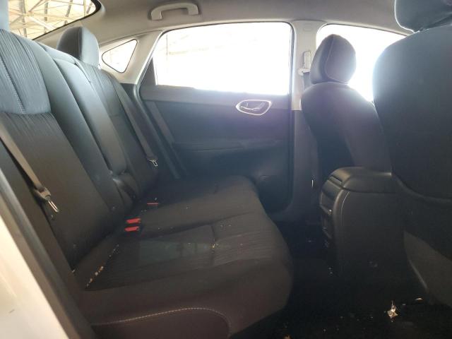 3N1AB7AP3JL664139 - 2018 NISSAN SENTRA S თეთრი ფოტო 10