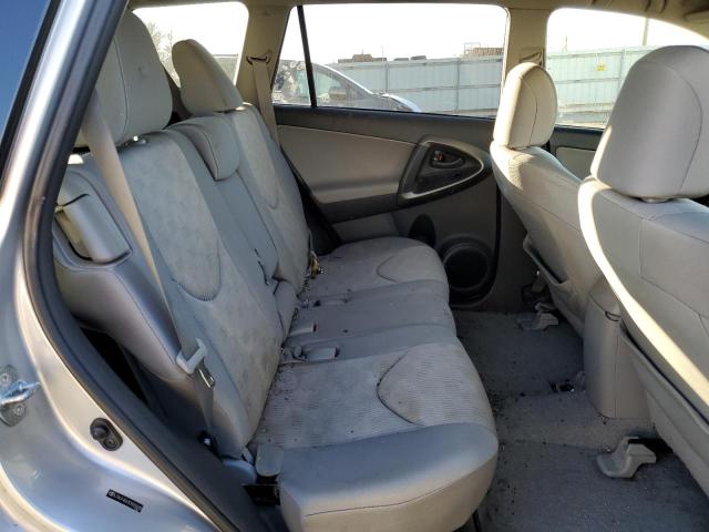 JTMJF4DV3C5055243 - 2012 TOYOTA RAV4 SILVER photo 11