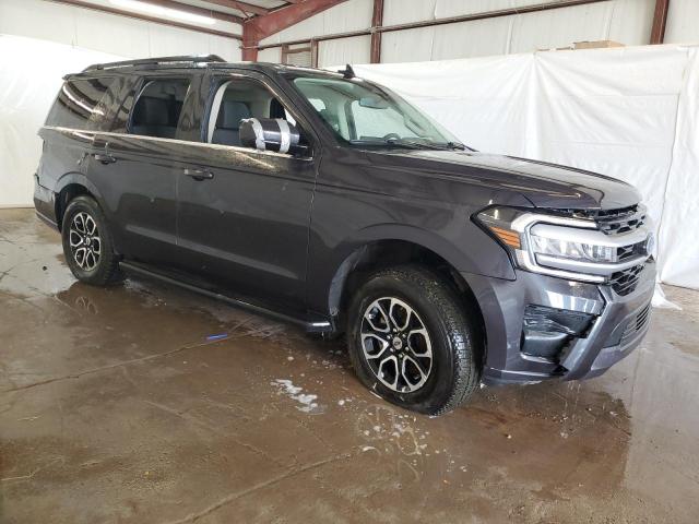 1FMJU1H8XREA54264 - 2024 FORD EXPEDITION XLT BLACK photo 4