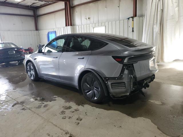 7SAYGDEE8TF323702 - 2026 TESLA MODEL Y GRAY photo 2