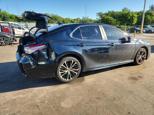 4T1B11HK9JU511763 - 2018 TOYOTA CAMRY L ლურჯი ფოტო 3