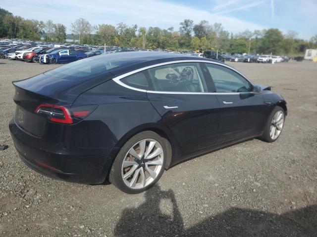 5YJ3E1EA5JF053592 - 2018 TESLA MODEL 3 Schwarz Foto 3