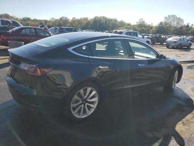 5YJ3E1EB2JF145560 - 2018 TESLA MODEL 3 Siyah fotoğraf 3