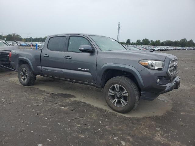 5TFDZ5BN3HX016659 - 2017 TOYOTA TACOMA DOUBLE CAB رمادي صورة 4
