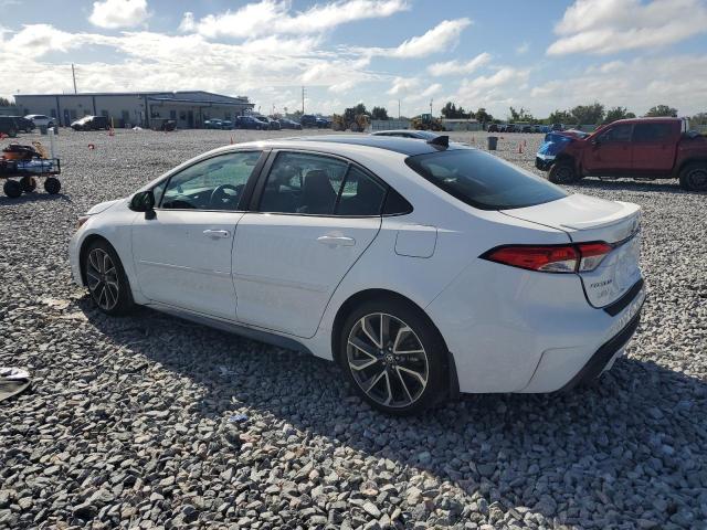 5YFP4MCE1NP132067 - 2022 TOYOTA COROLLA SE თეთრი ფოტო 2