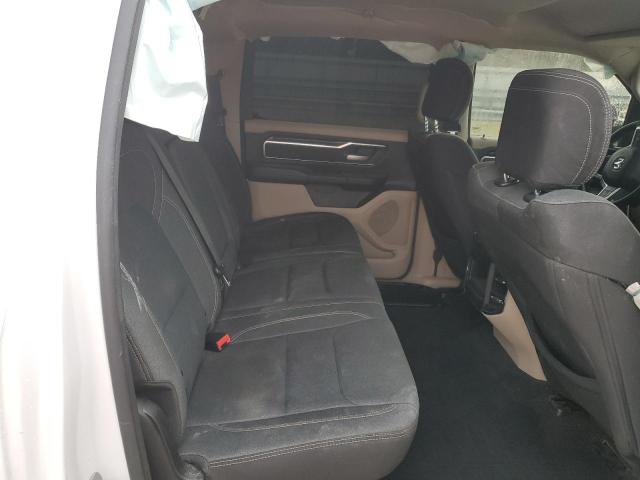 1C6RREFTXKN531358 - 2019 RAM 1500 BIG HORN/LONE STAR WHITE photo 10