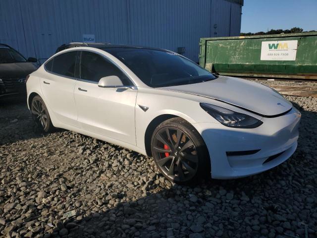 5YJ3E1EC6LF742612 - 2020 TESLA MODEL 3 Білий фото 4