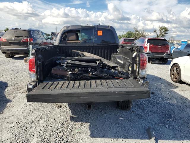 5TFGZ5AN8JX132122 - 2018 TOYOTA TACOMA DOUBLE CAB GRAY photo 6