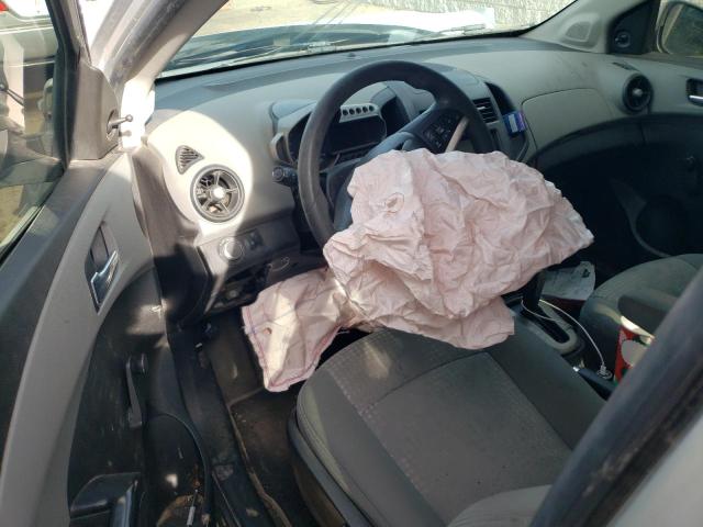 1G1JA5SH7D4241014 - 2013 CHEVROLET SONIC LS SILVER photo 8