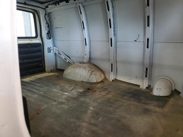 1GCWGAFF7H1121380 - 2017 CHEVROLET EXPRESS G2 თეთრი ფოტო 10