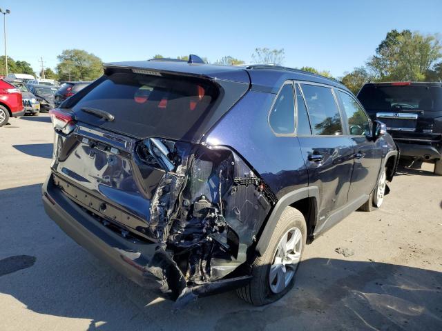 4T3RWRFV3MU031869 - 2021 TOYOTA RAV4 XLE BLUE photo 3